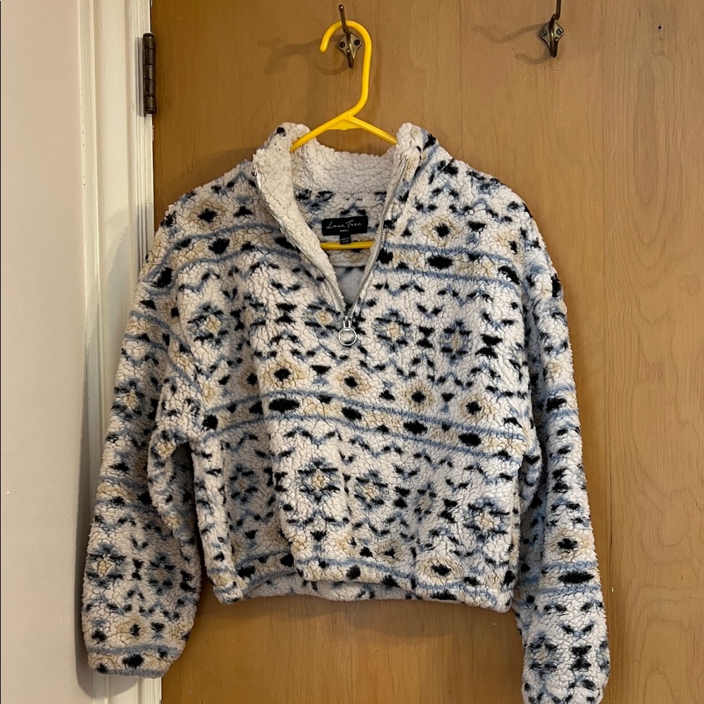 Love Tree Black and Cream Sherpa Quarter-Zip Sweater